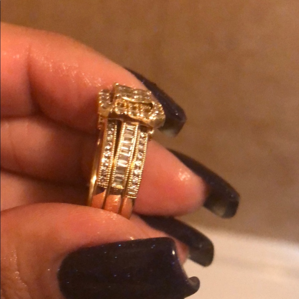 Engagement set